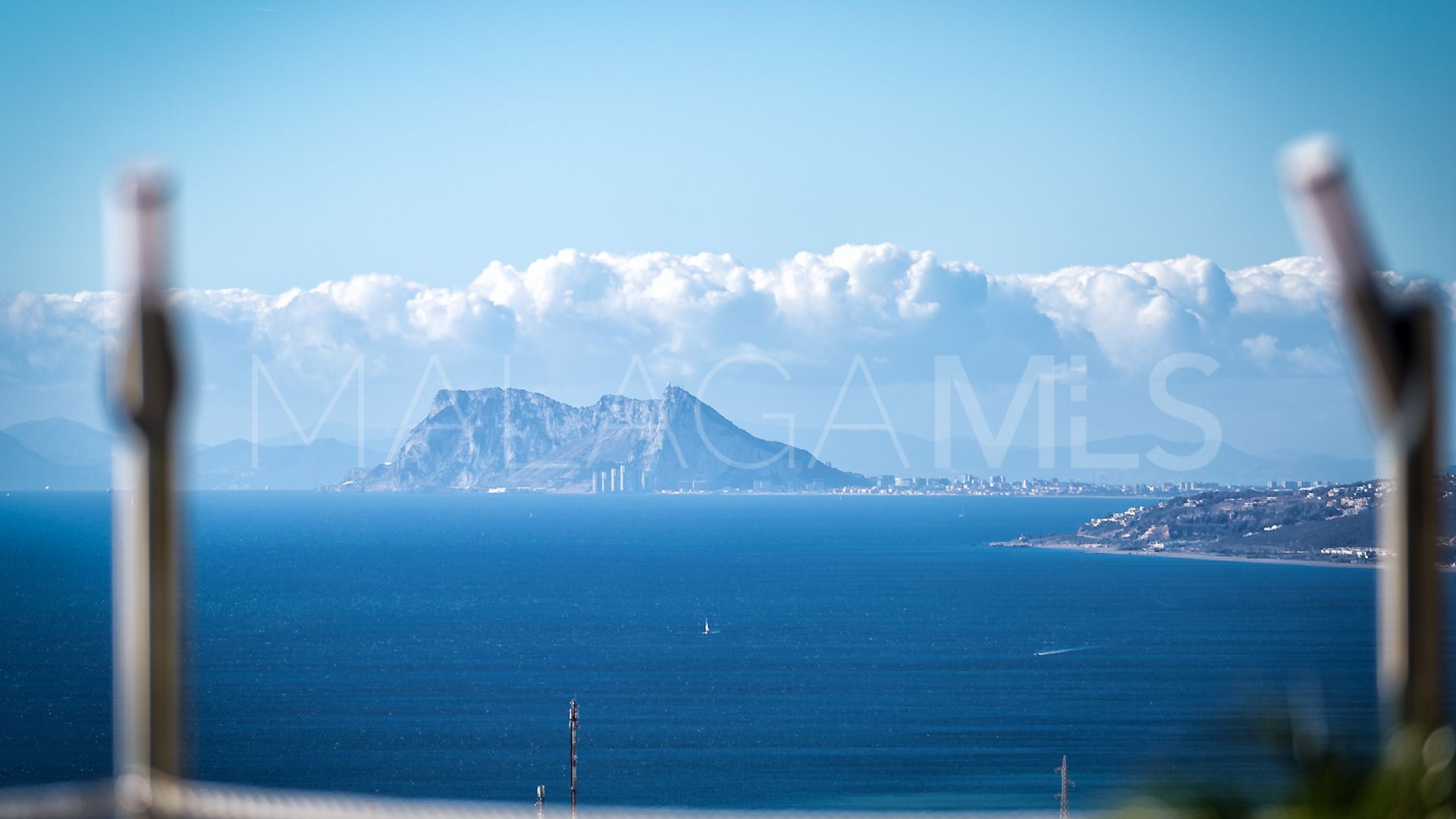 Villa for sale in Estepona