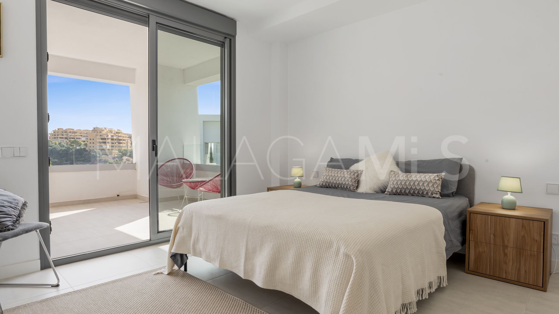 For sale Vanian Green Village 2 bedrooms penthouse