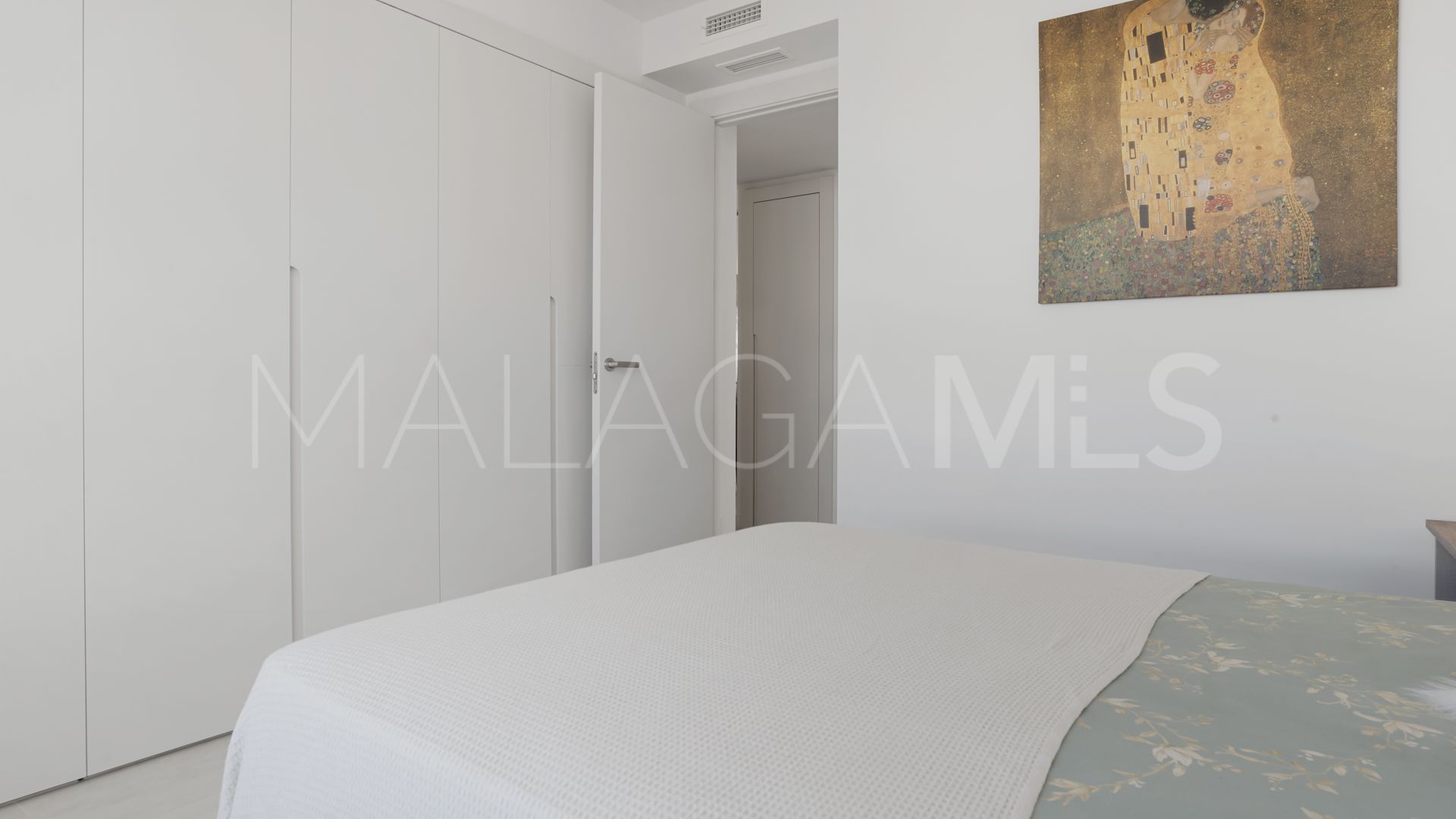 For sale Vanian Green Village 2 bedrooms penthouse