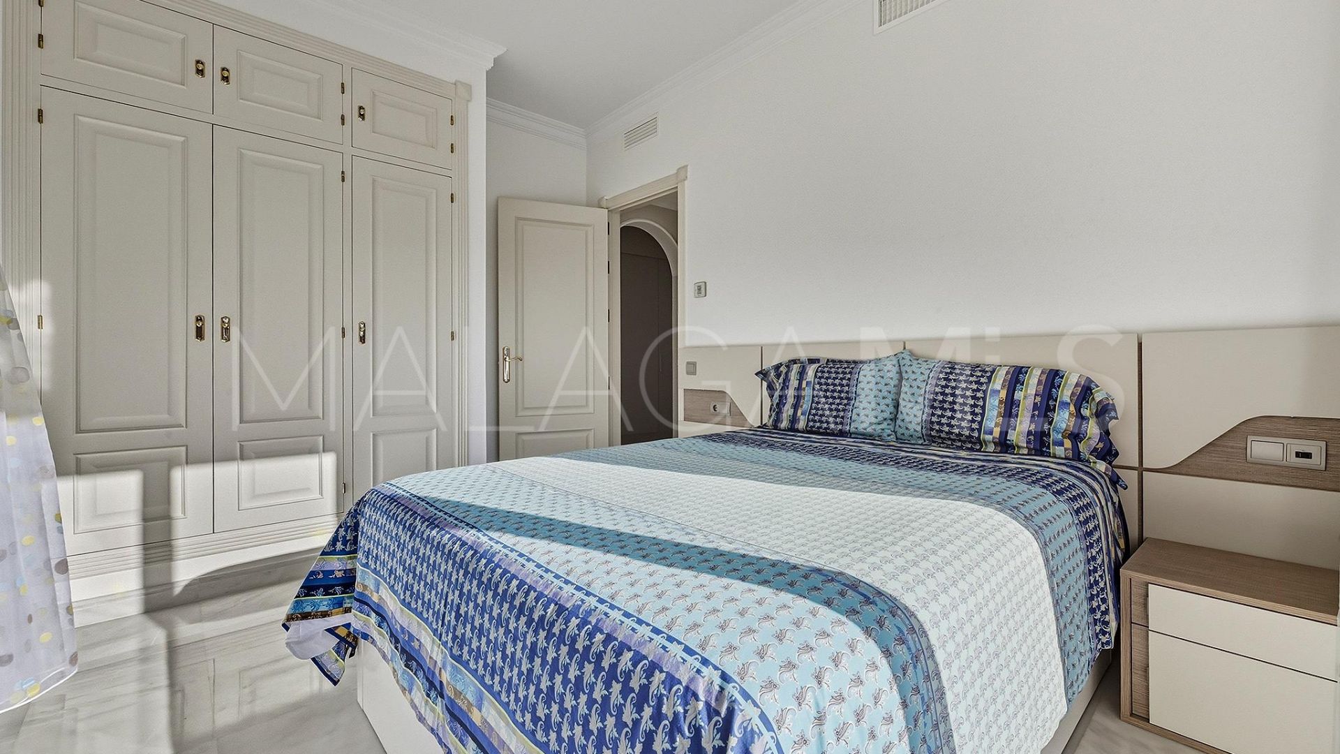 Villa for sale in Guadalmina Alta de 5 bedrooms