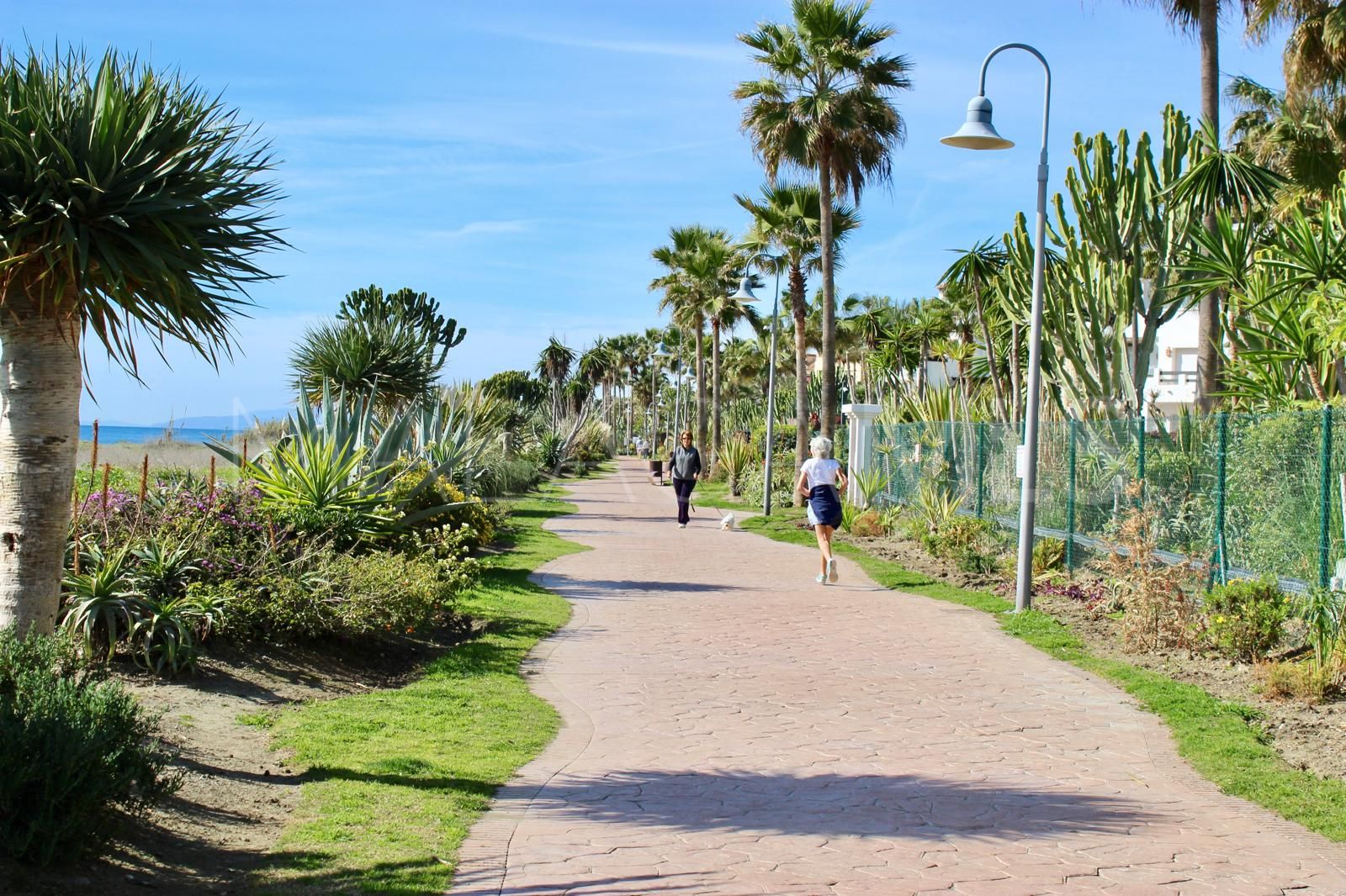 Radhus for sale in Costalita