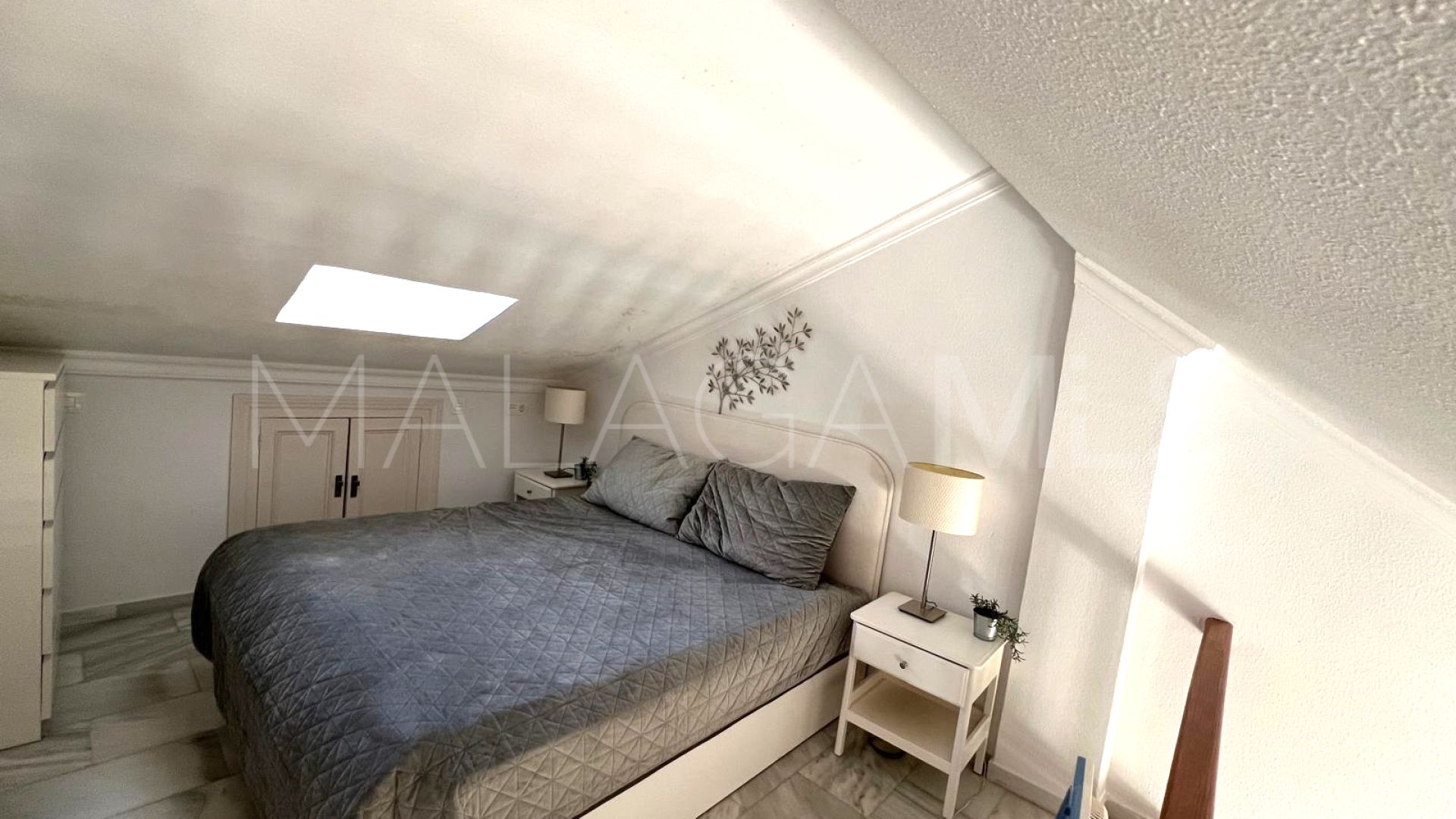 Tvåvånings takvåning for sale in La Carolina