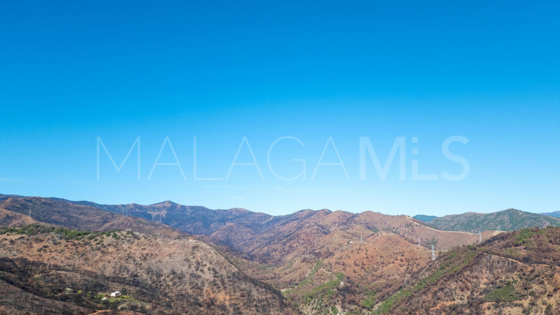 Villa with 7 bedrooms for sale in Estepona