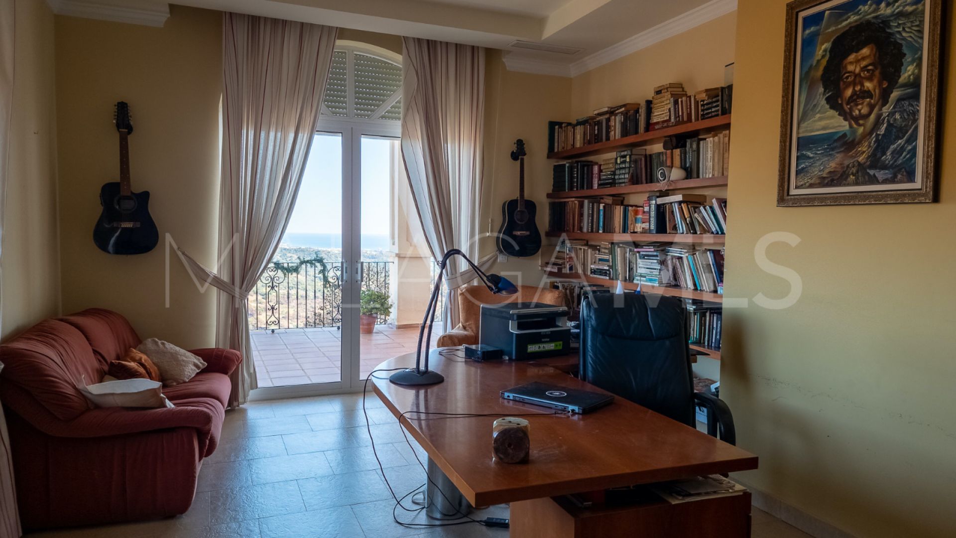 Villa with 7 bedrooms for sale in Estepona