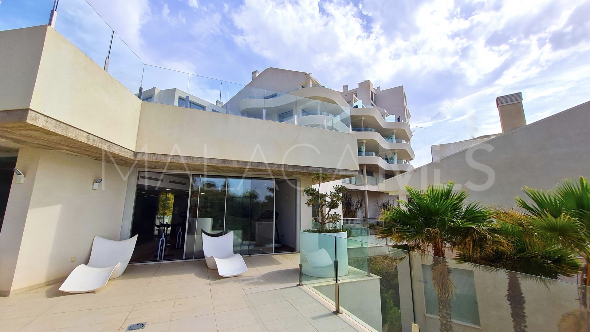 Penthouse with 4 bedrooms for sale in Benalmadena Costa