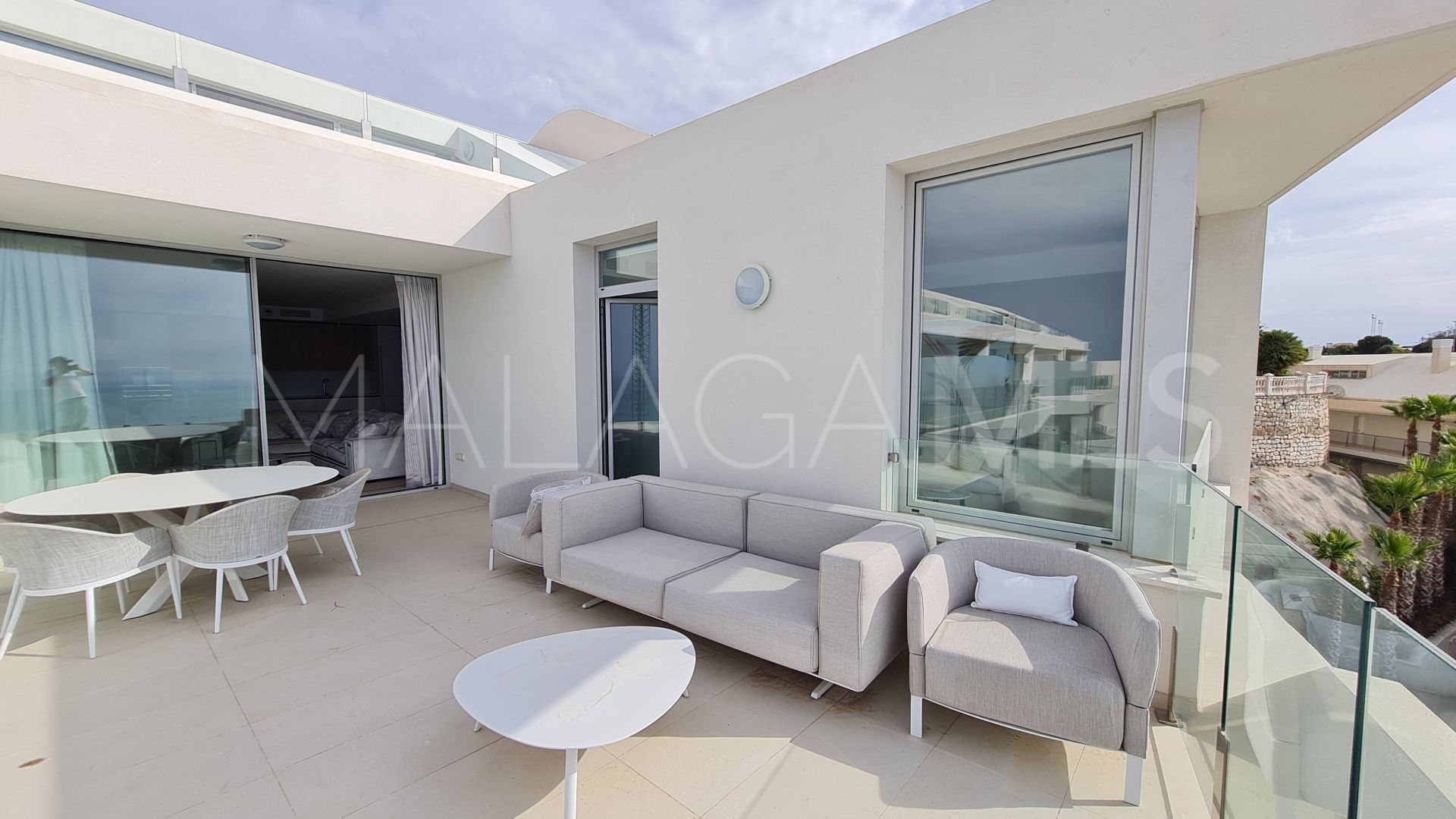 Penthouse with 4 bedrooms for sale in Benalmadena Costa