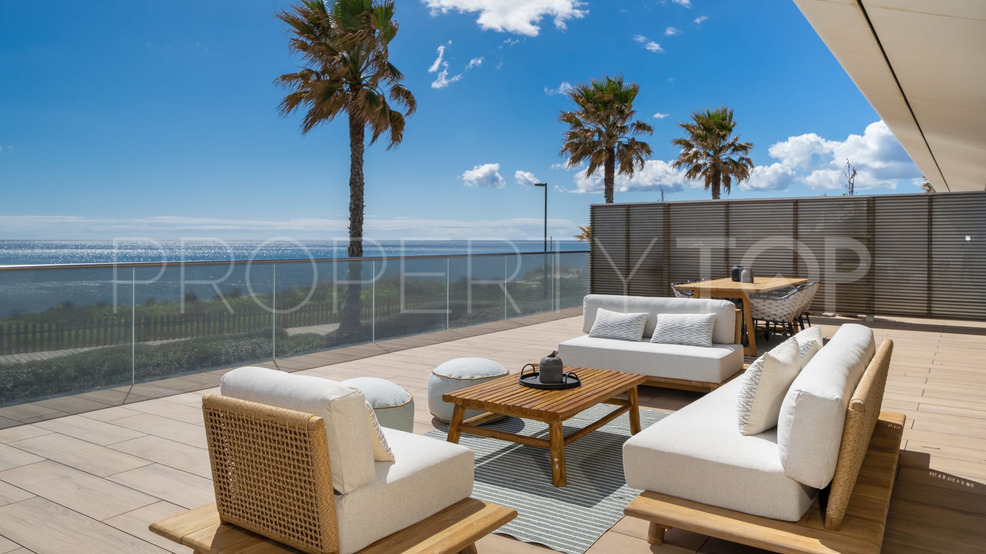 For sale Estepona Playa penthouse