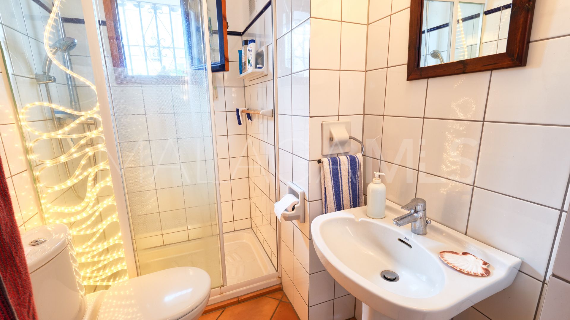 Finca for sale in Estepona