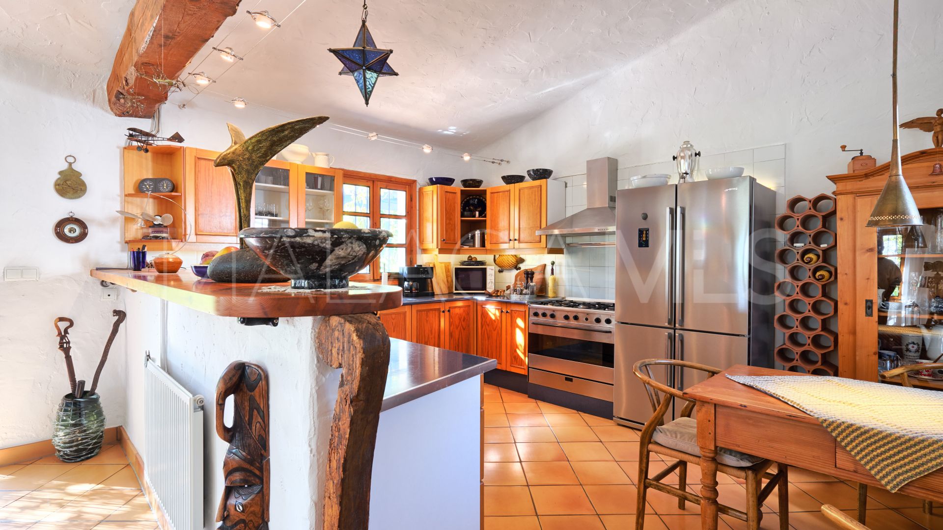 Finca for sale in Estepona