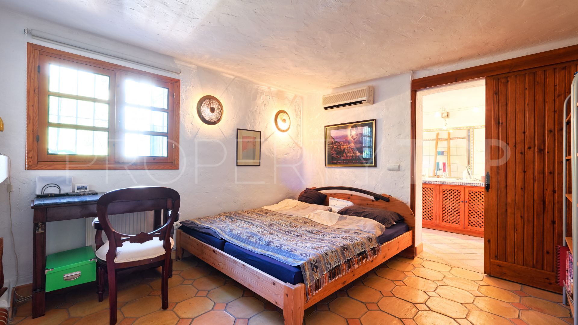 Estepona 2 bedrooms finca for sale
