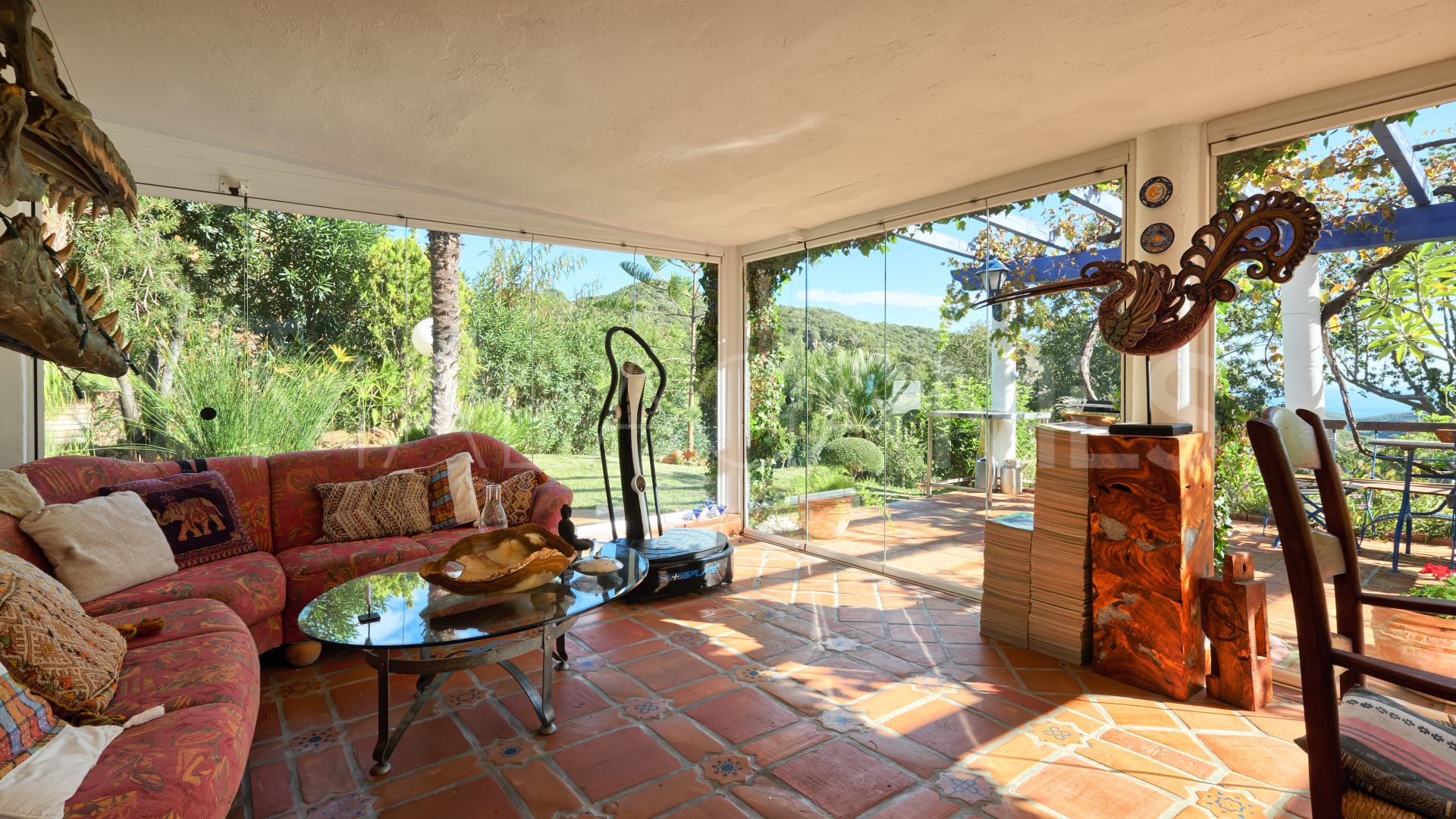 Finca for sale in Estepona