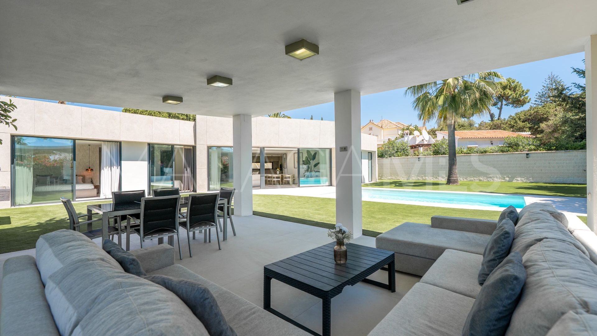 Villa for sale in Marbesa