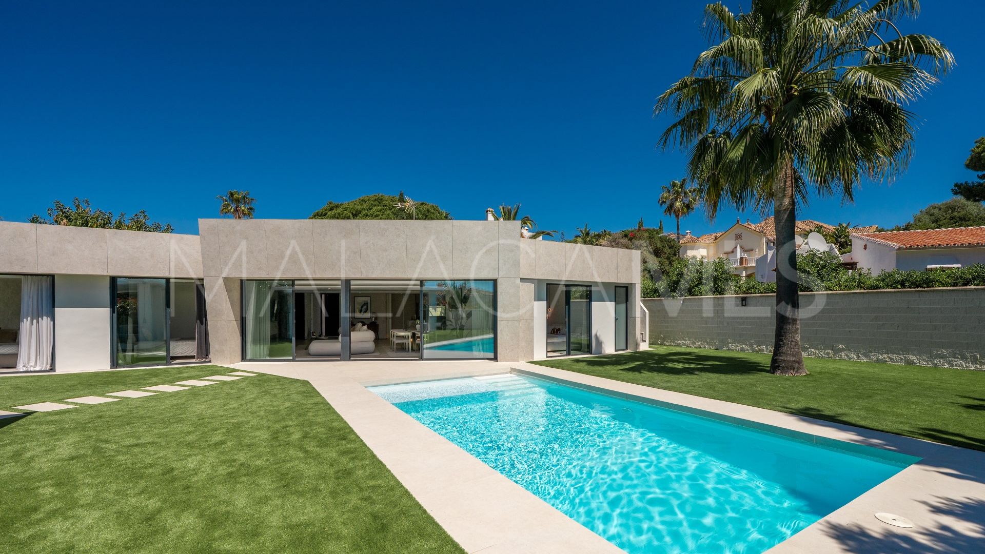 Villa for sale in Marbesa