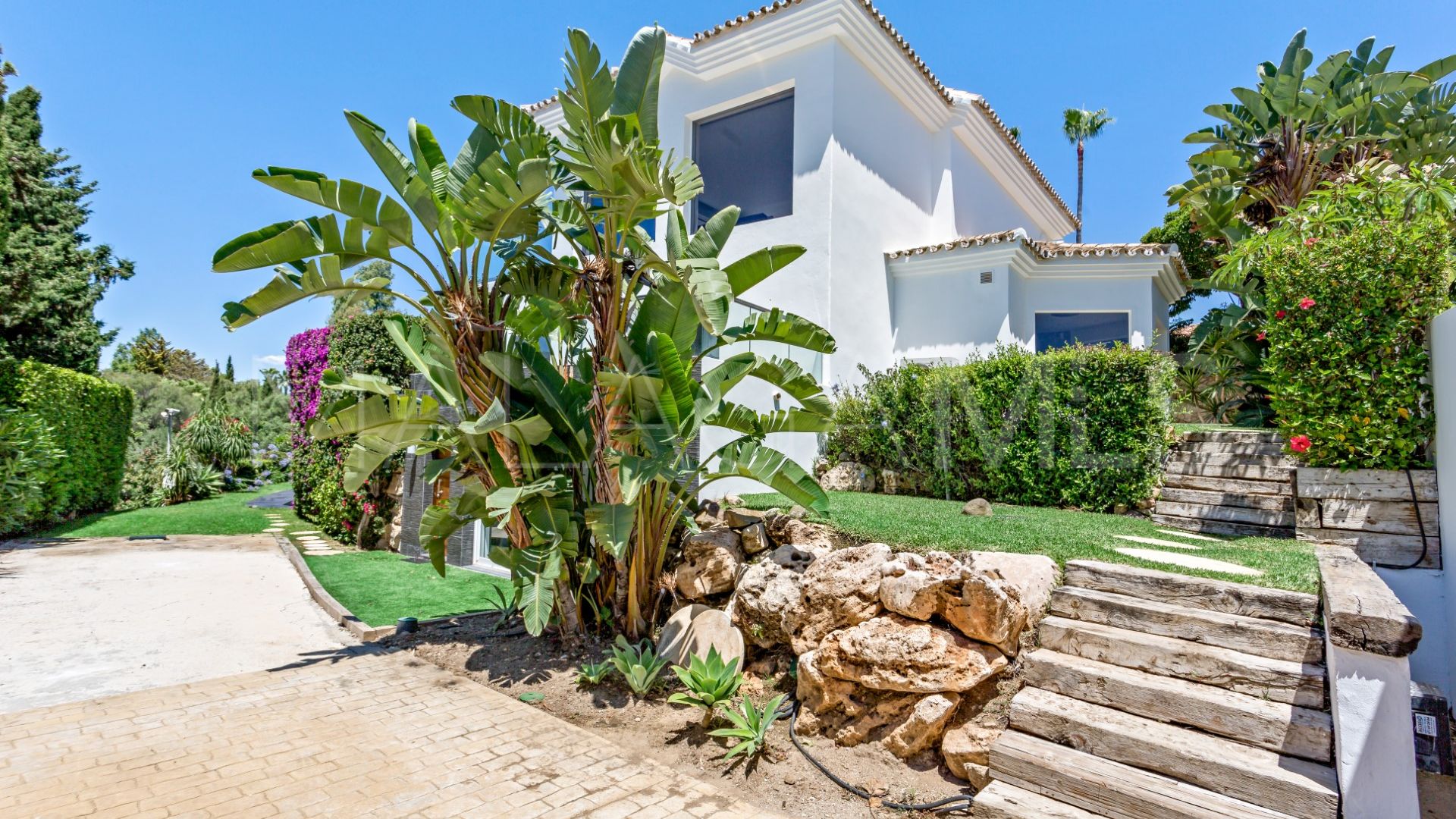 Se vende villa with 6 bedrooms in Hacienda las Chapas