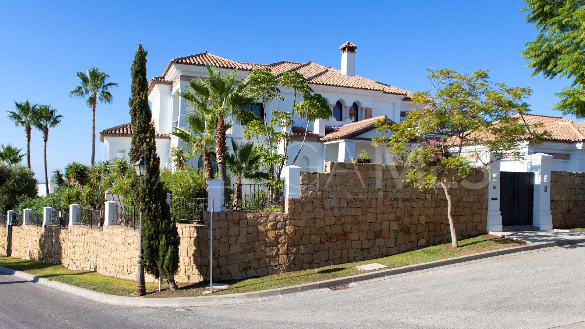 Villa for sale in Los Flamingos Golf