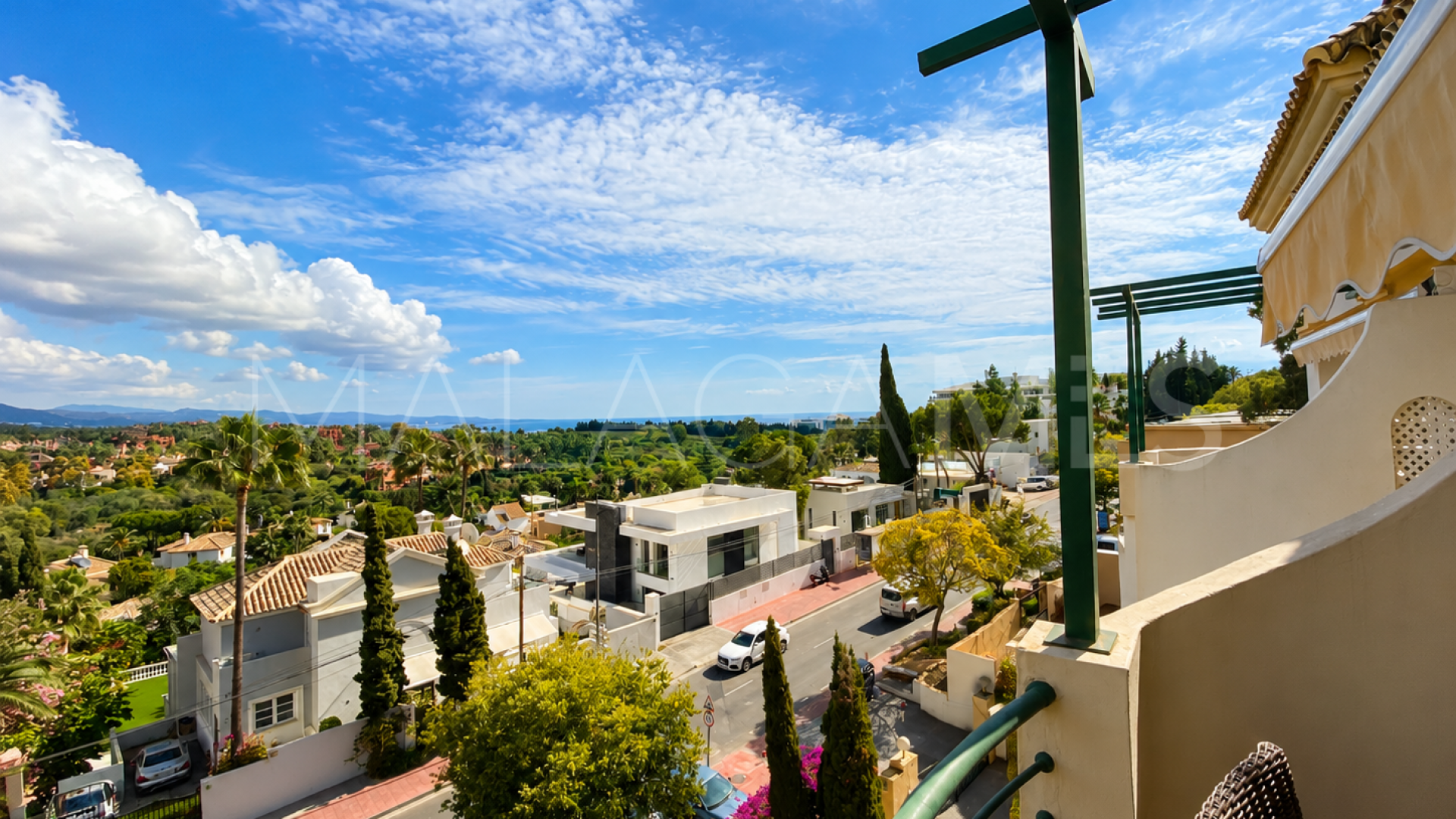 For sale 2 bedrooms apartment in Señorio de Aloha