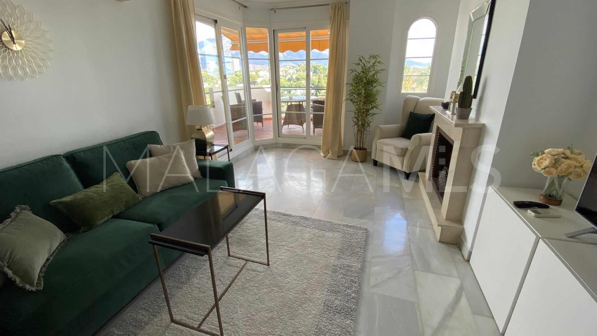 Buy apartamento with 2 bedrooms in Señorio de Aloha