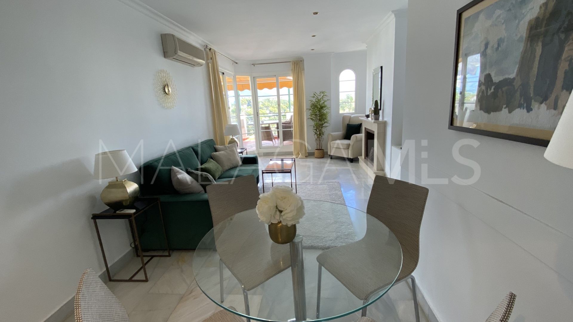 Buy apartamento with 2 bedrooms in Señorio de Aloha