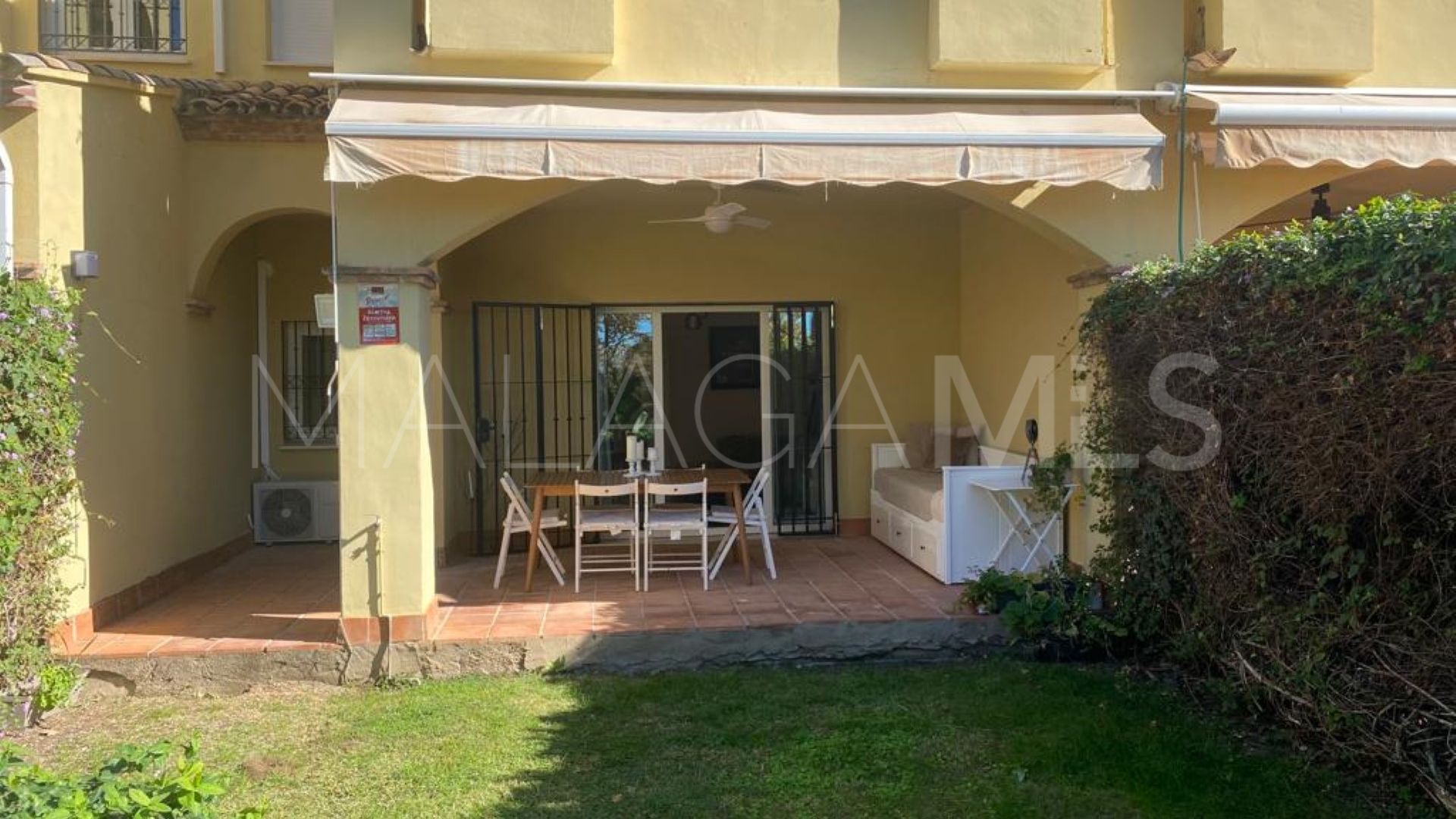 Reihenhaus for sale in Guadalmina Baja