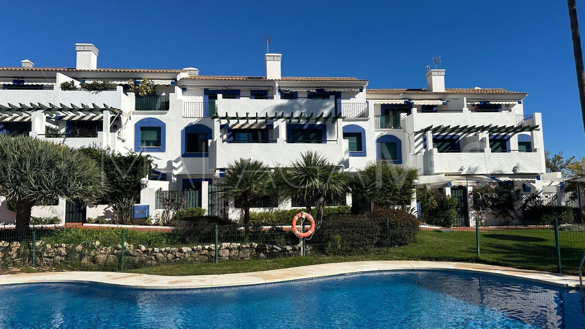 Ground floor apartment in Las Arenas for sale