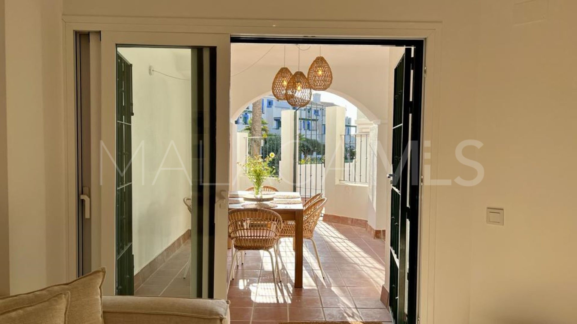 Ground floor apartment in Las Arenas for sale