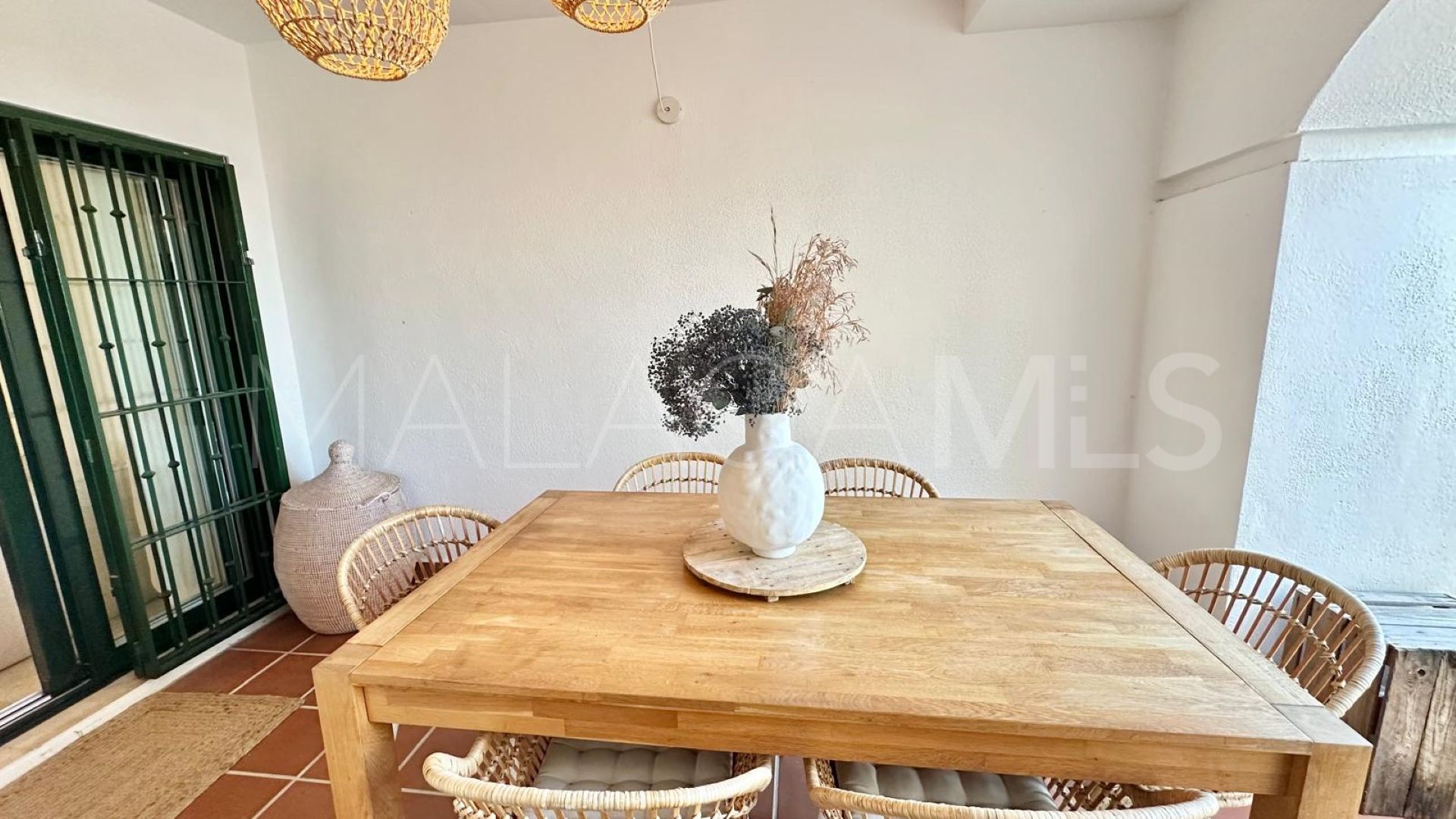 Ground floor apartment in Las Arenas for sale
