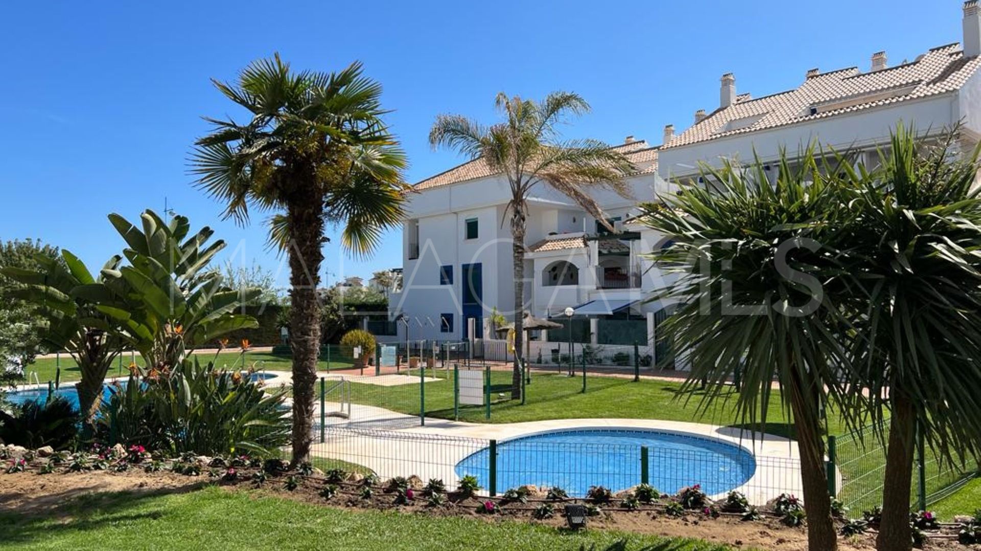 Ground floor apartment in Las Arenas for sale