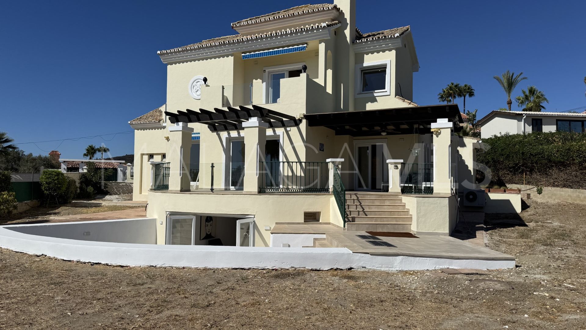 Villa for sale in Puerto Romano