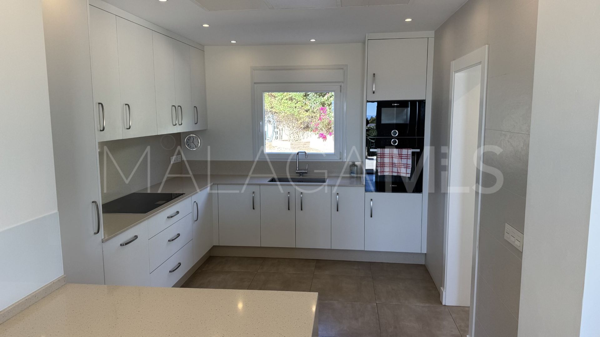 Villa for sale in Puerto Romano