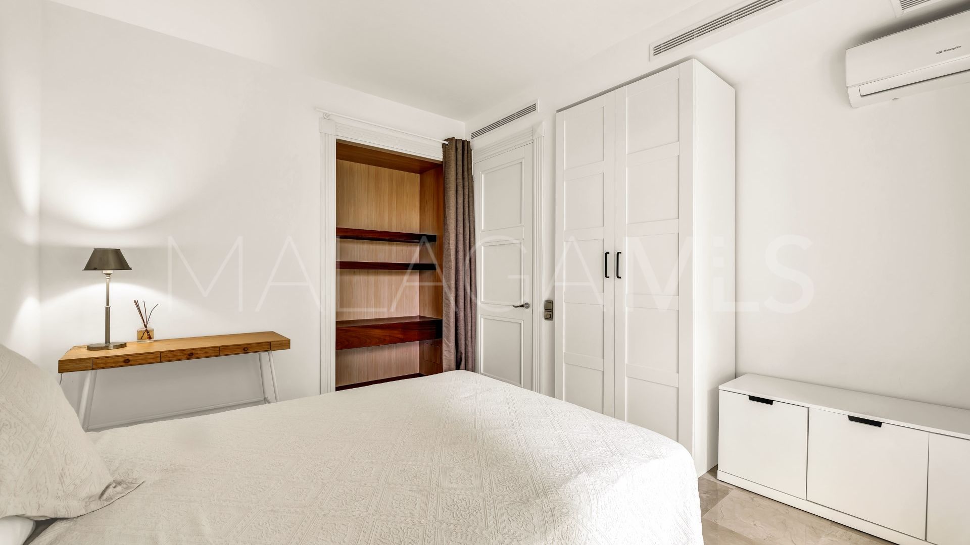 Apartment for sale in Los Monteros with 3 bedrooms