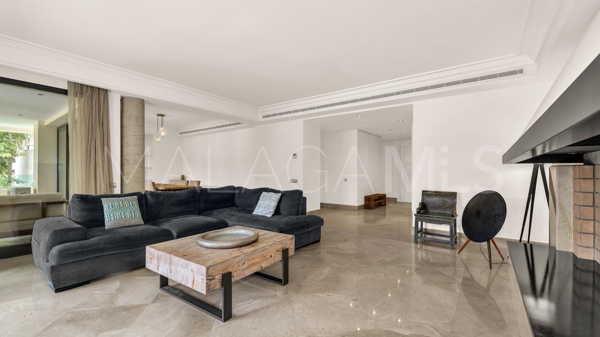 Apartment for sale in Los Monteros with 3 bedrooms