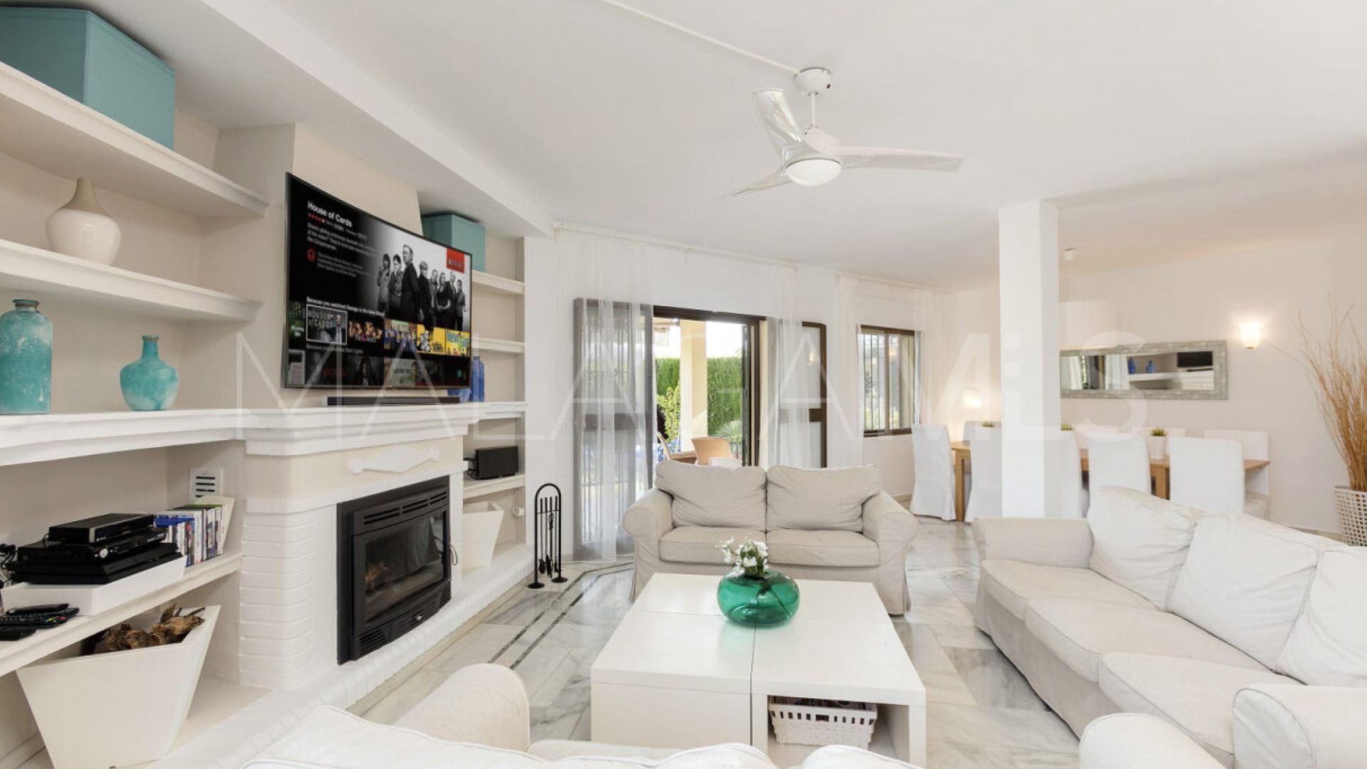 Se vende villa in Los Naranjos Golf