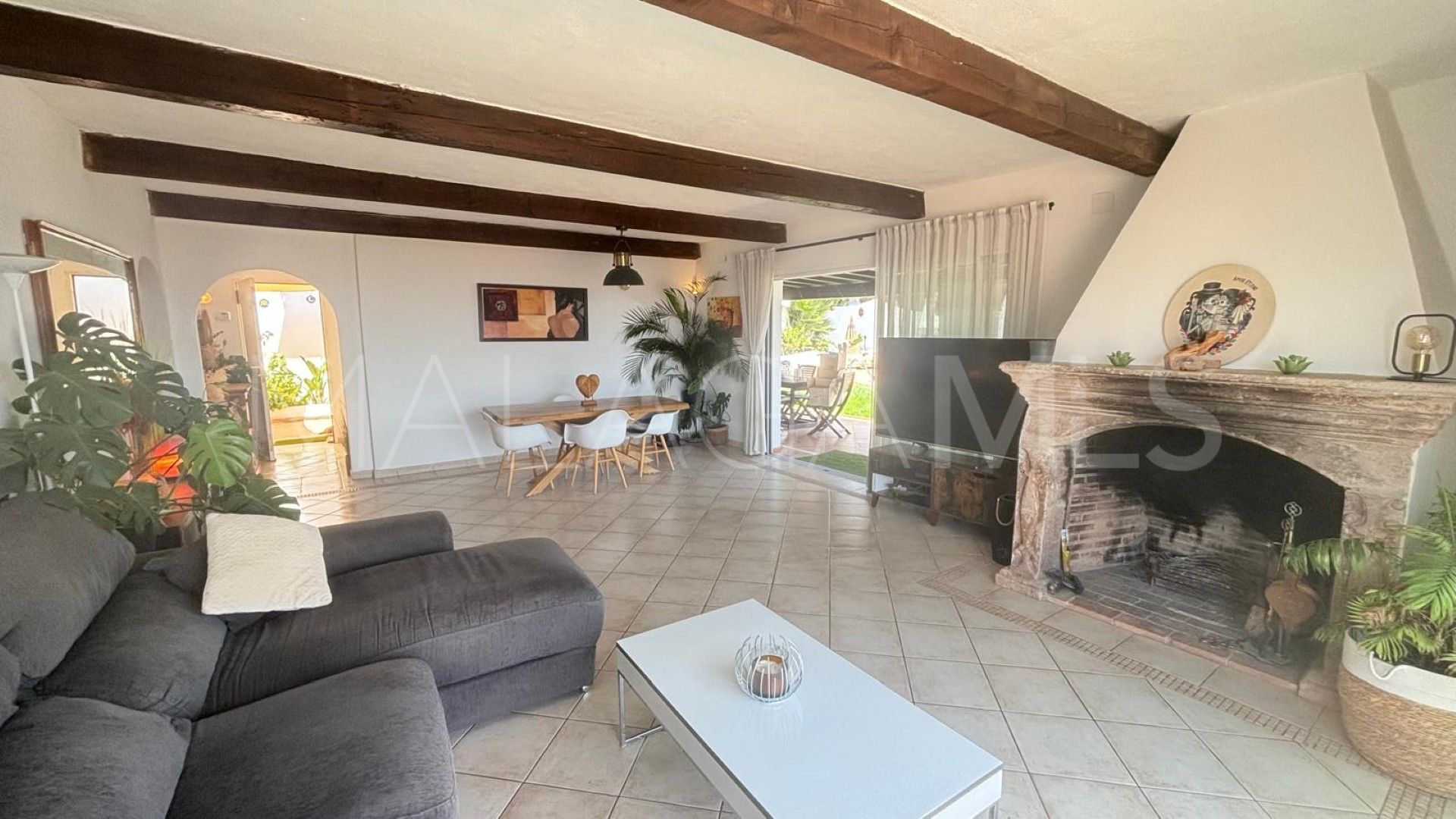 For sale Cerros del Lago villa