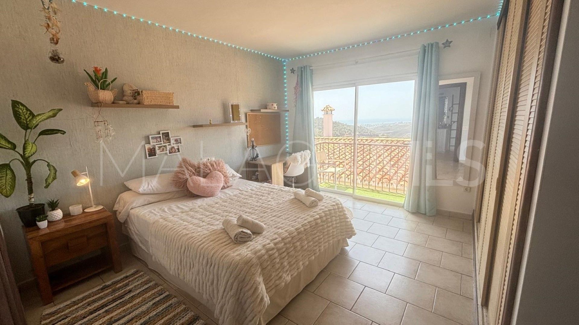 For sale Cerros del Lago villa