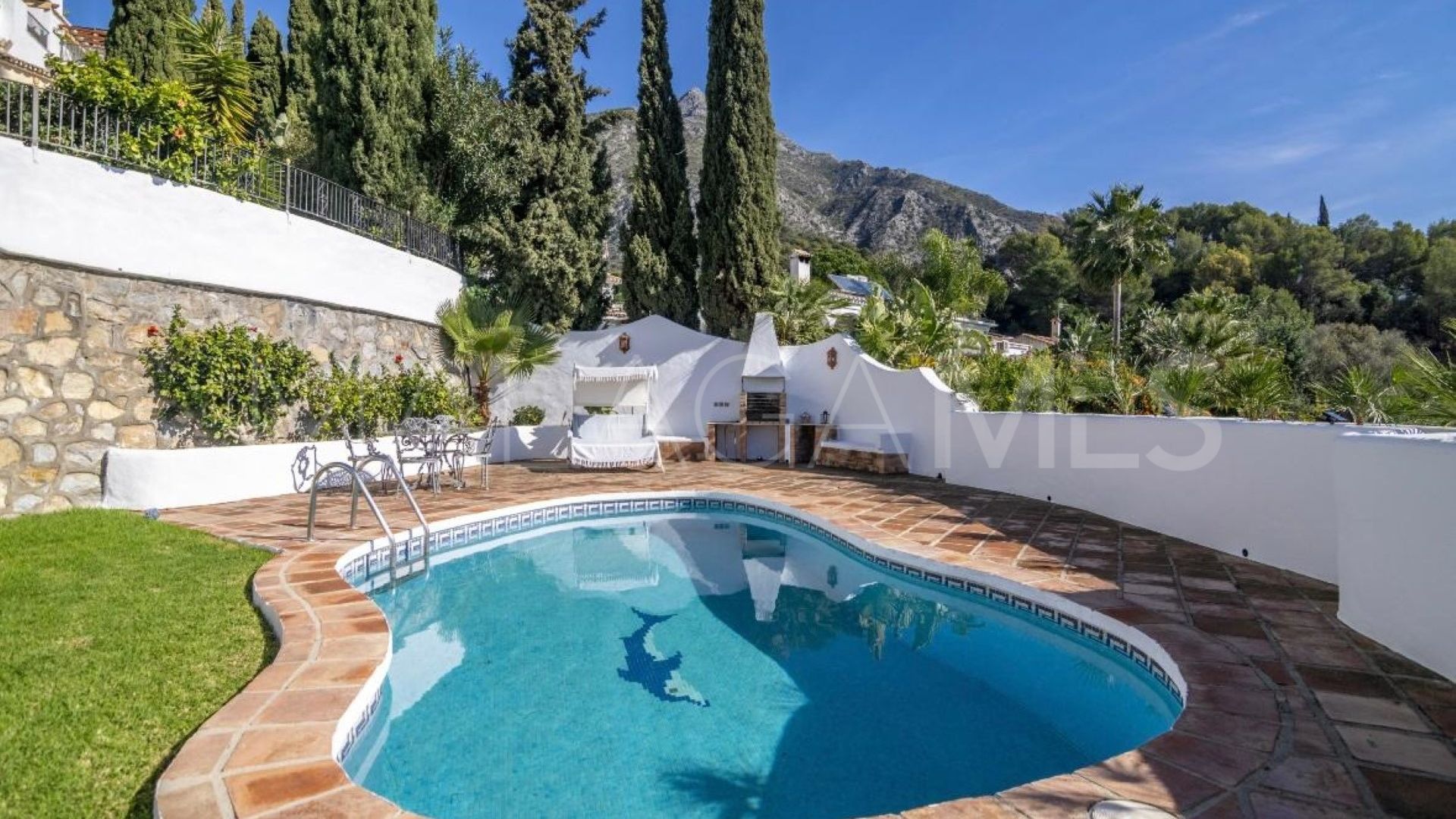 For sale Cerros del Lago villa