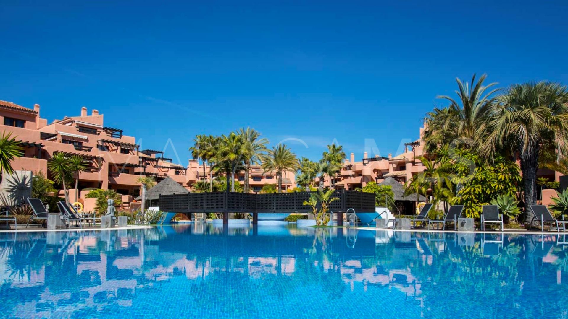For sale 1 bedroom penthouse in Mar Azul