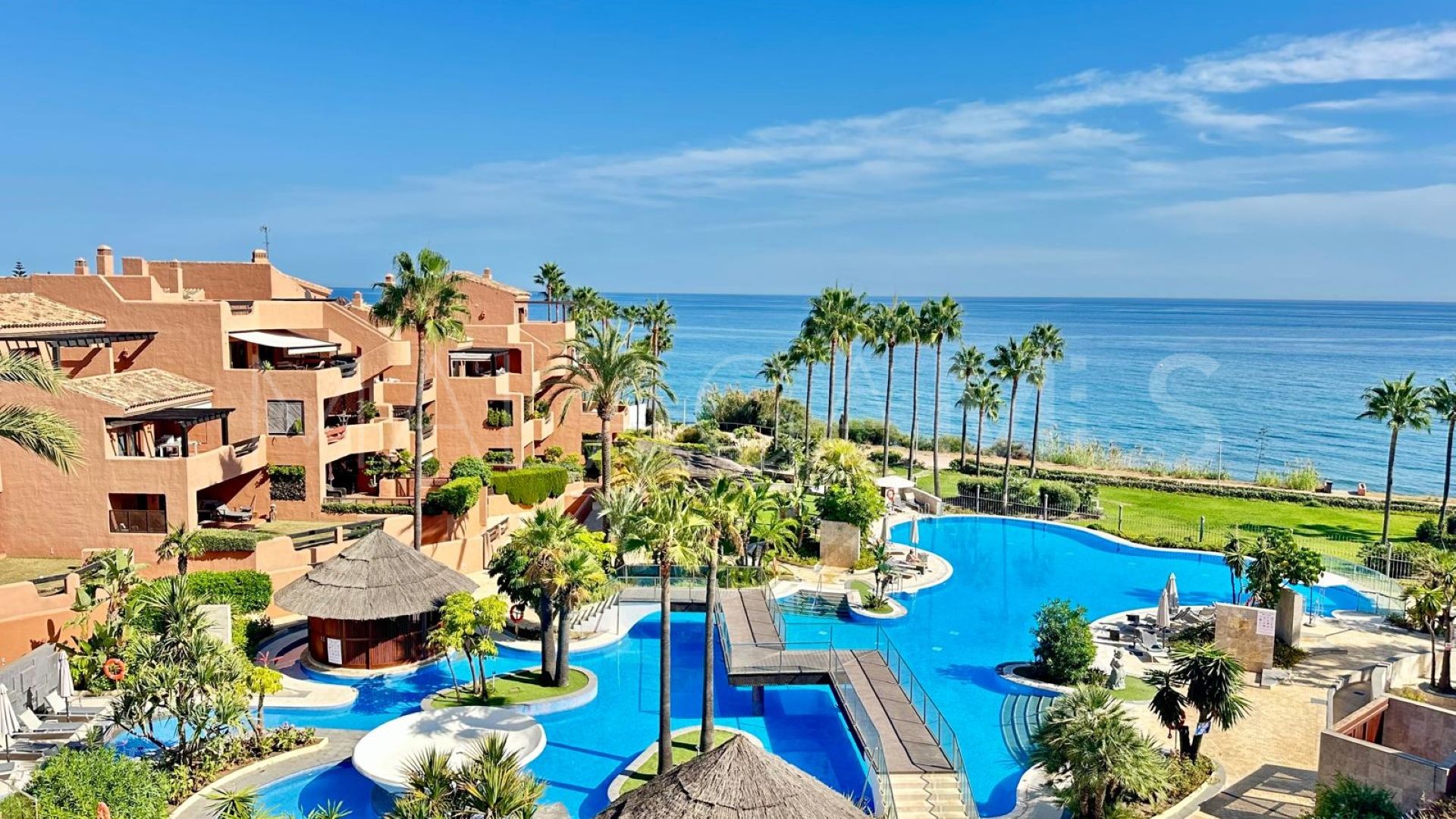 For sale 1 bedroom penthouse in Mar Azul