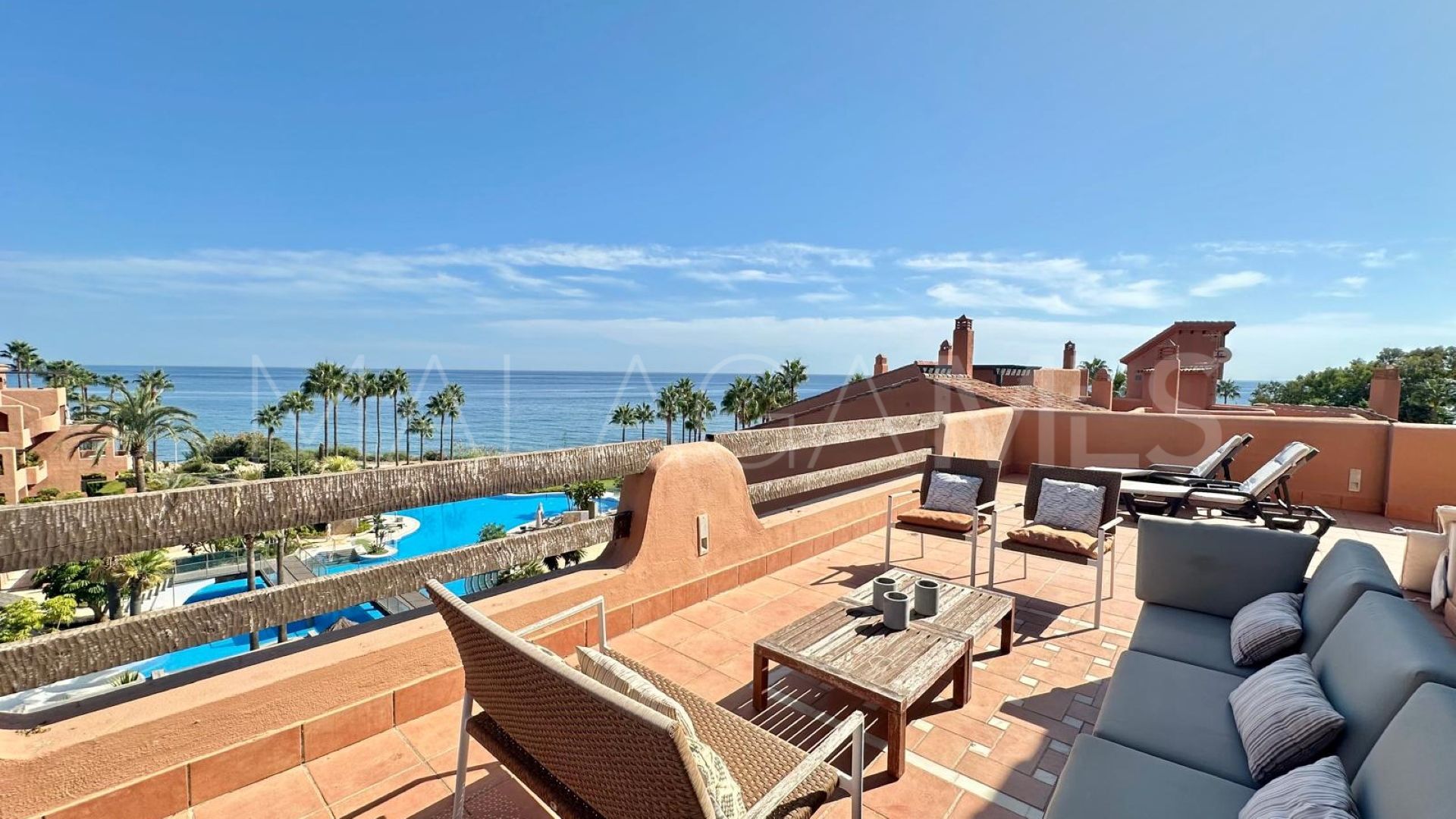 For sale 1 bedroom penthouse in Mar Azul