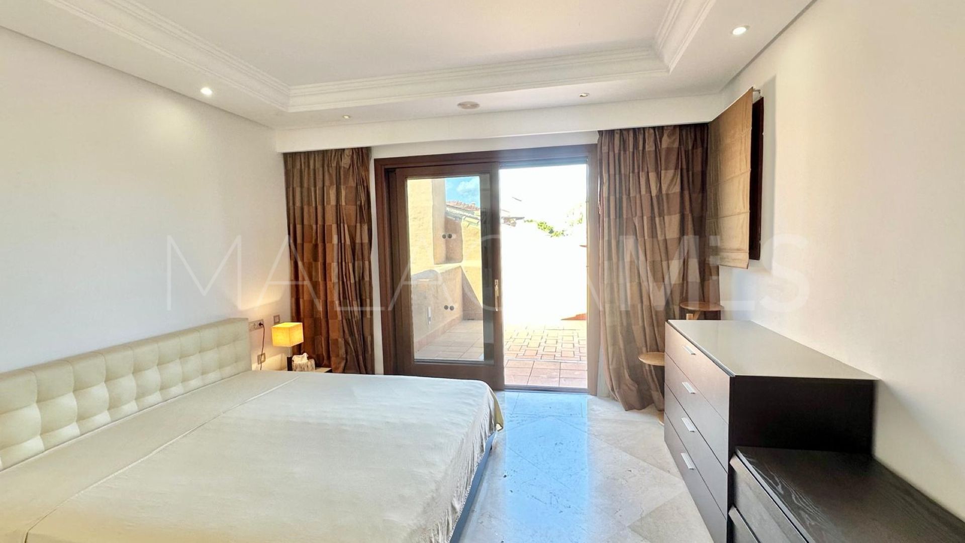 For sale 1 bedroom penthouse in Mar Azul