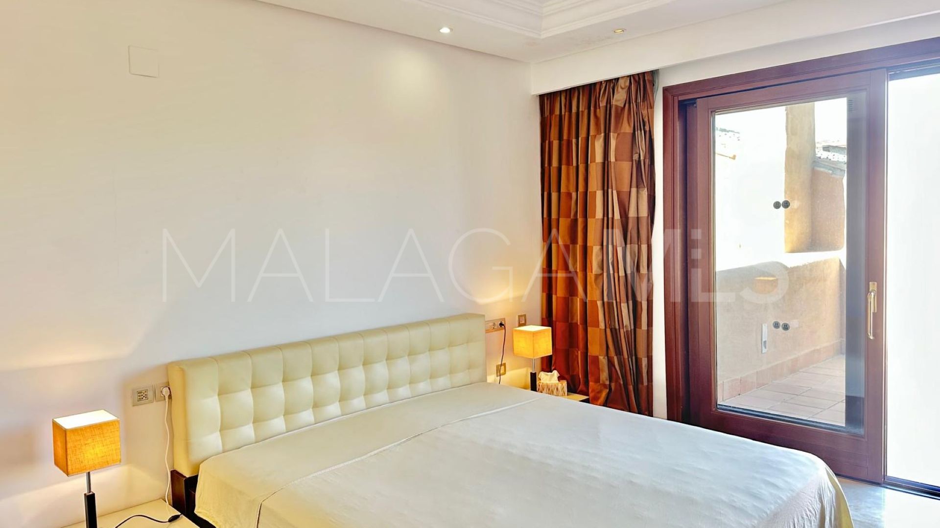 For sale 1 bedroom penthouse in Mar Azul