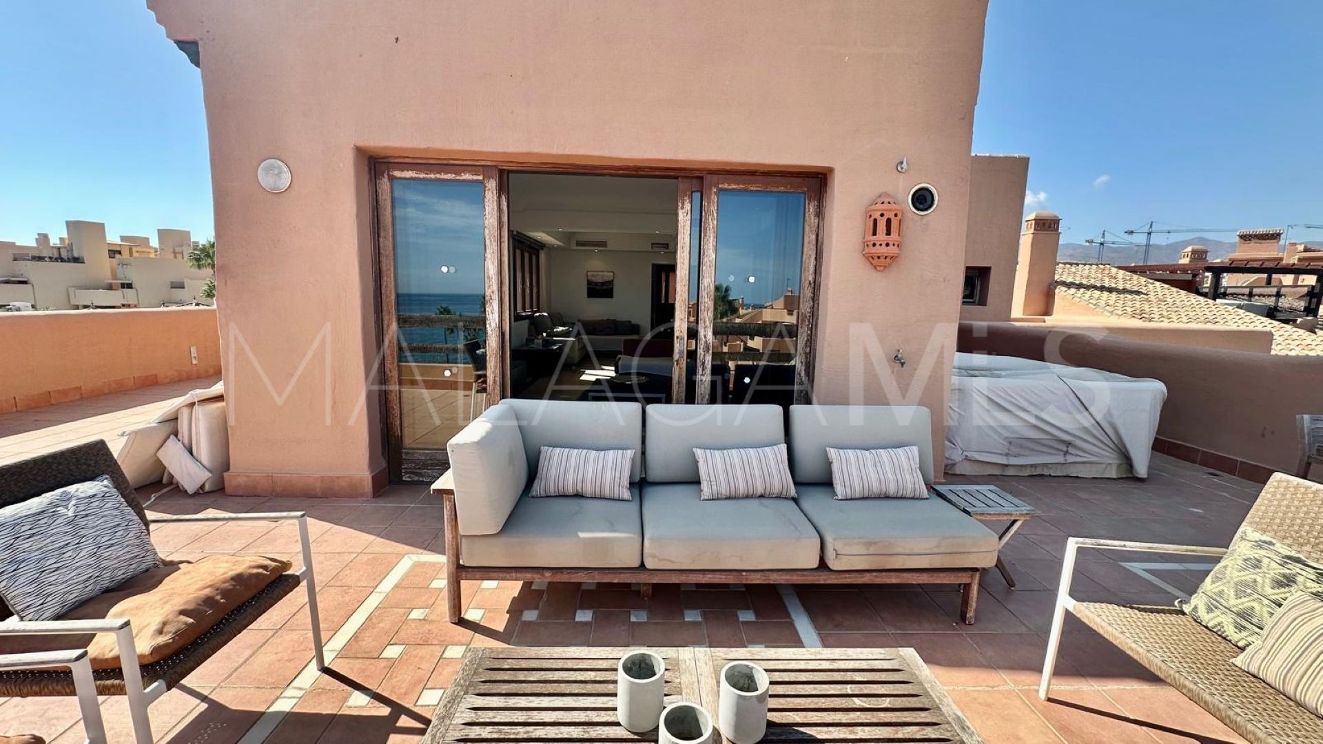 For sale 1 bedroom penthouse in Mar Azul