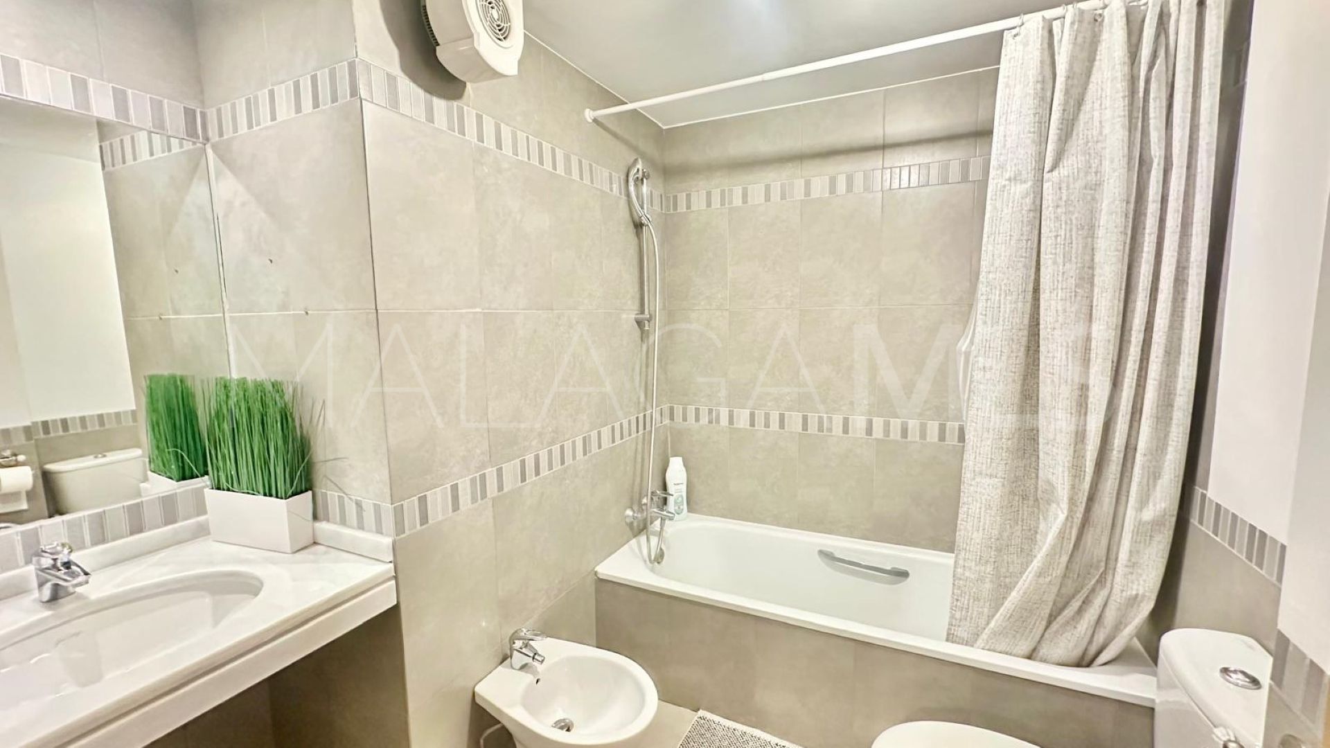 For sale duplex penthouse in Casco antiguo