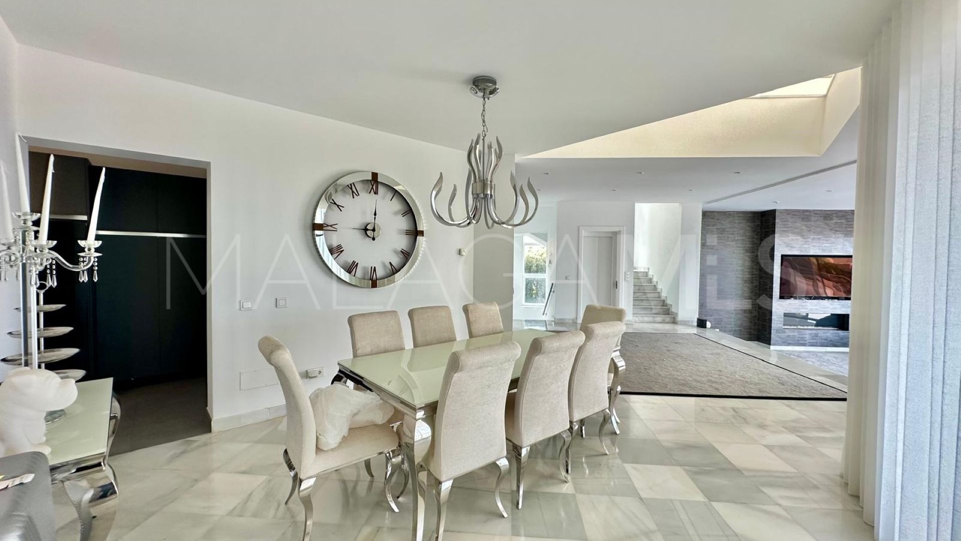 4 bedrooms villa for sale in El Herrojo