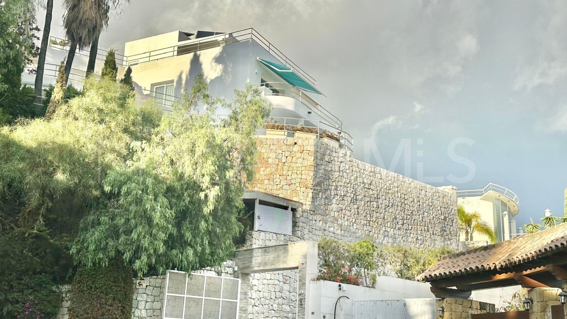 4 bedrooms villa for sale in El Herrojo