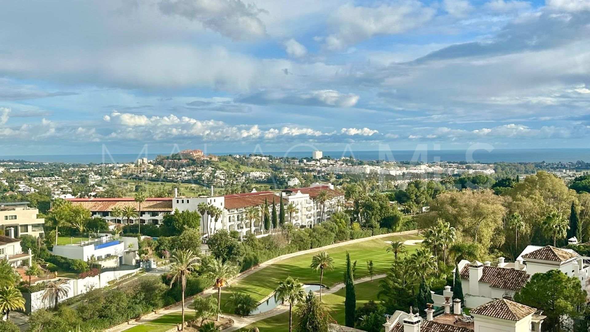 4 bedrooms villa for sale in El Herrojo