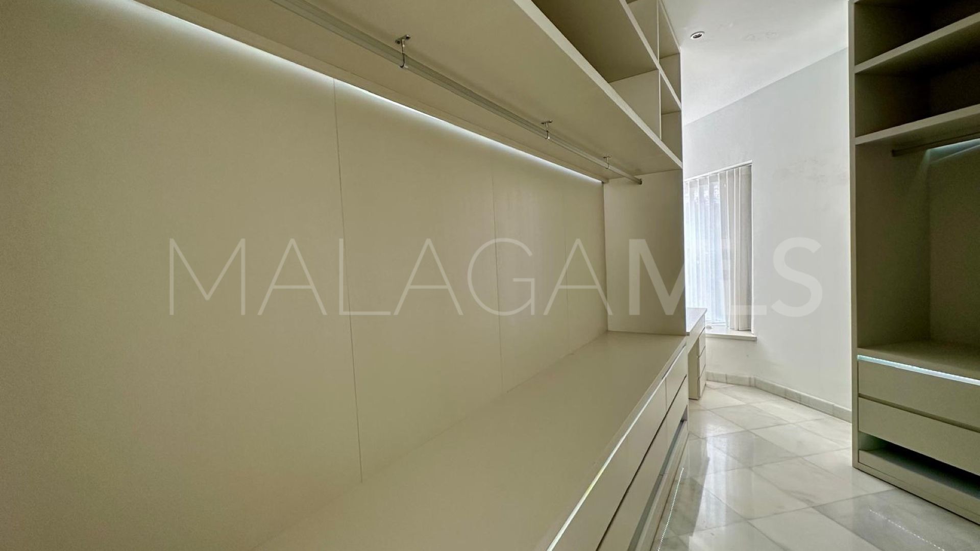 4 bedrooms villa for sale in El Herrojo