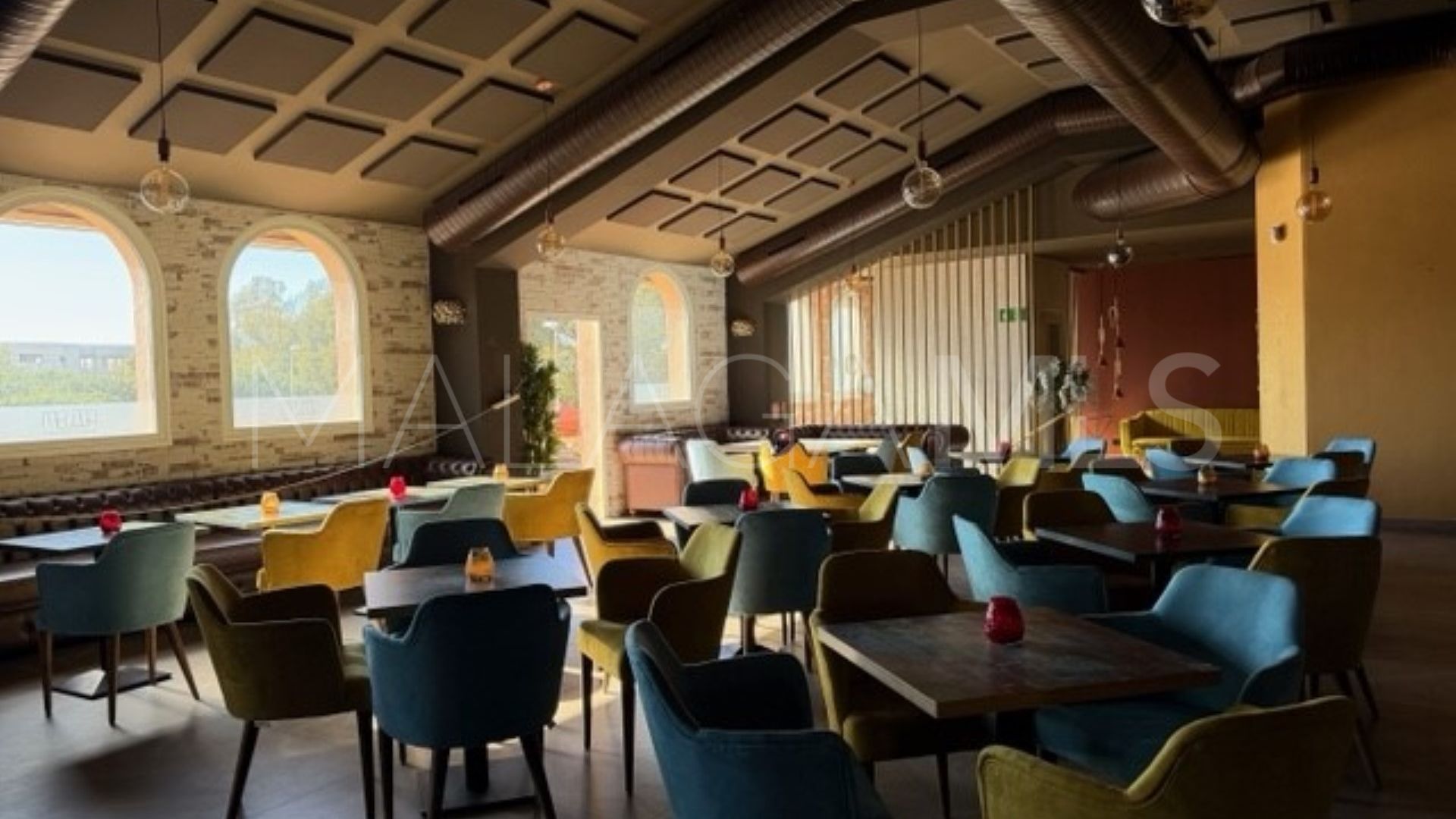 For sale bar in Benavista