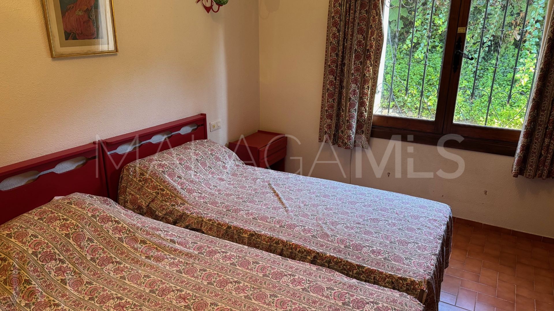 Villa for sale in Paraiso Medio