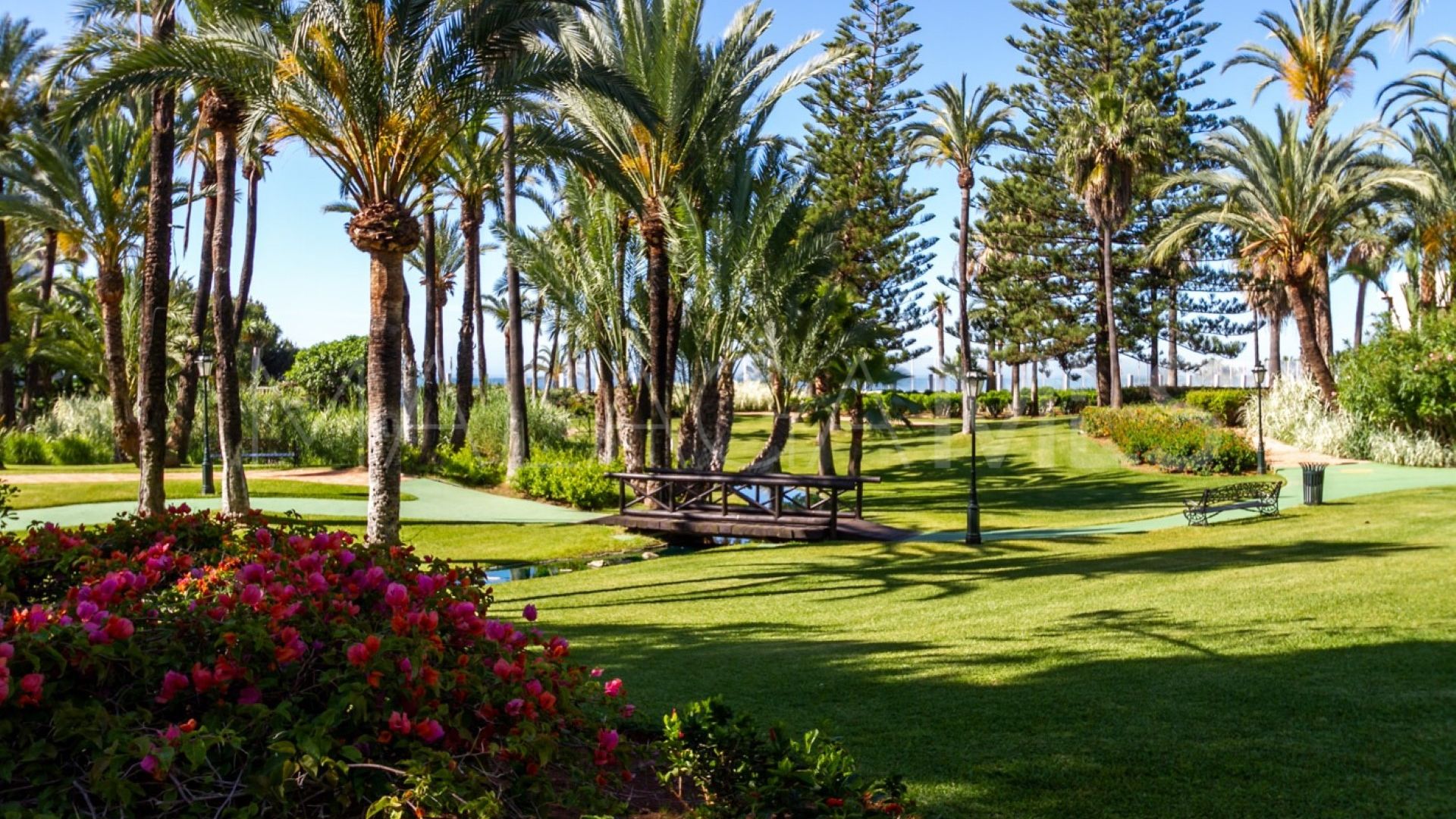 Markplanslägenhet for sale in Playas del Duque