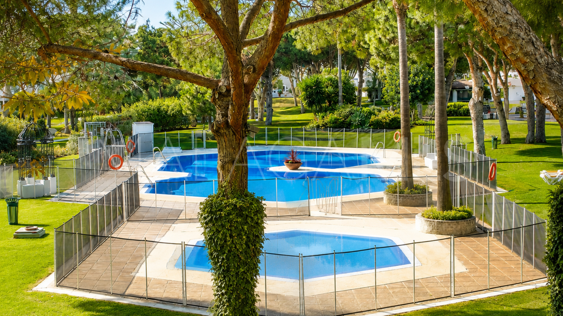 Markplanslägenhet for sale in Playas del Duque